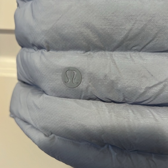 Lululemon Pack It Down Jacket - Picture 6 of 7